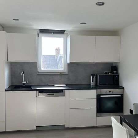 Stunning New 1 Bedroom Apartment 런던 외부 사진